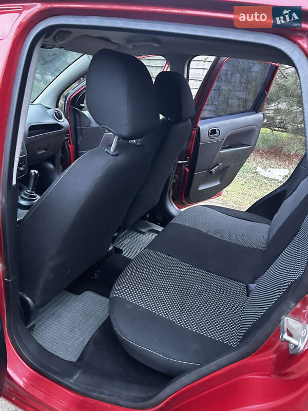 Хэтчбек Ford Fiesta 2007 в Одессе