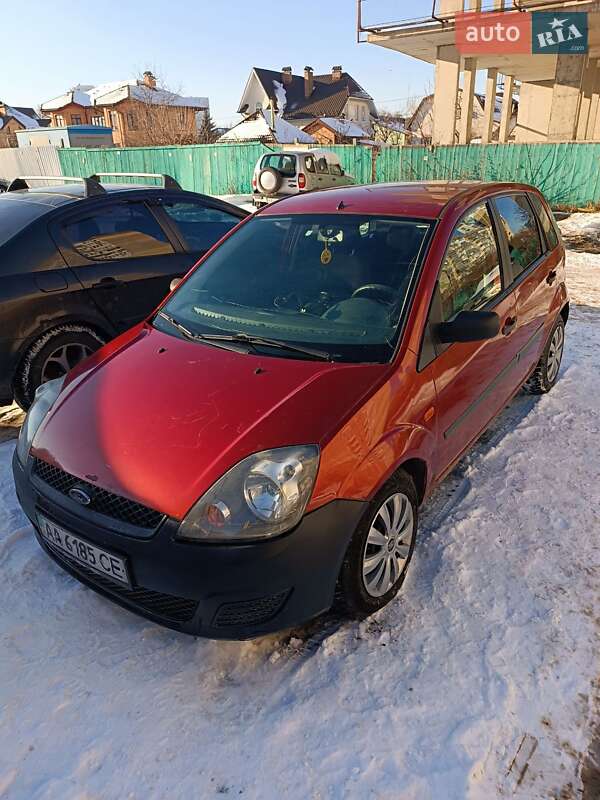 Хетчбек Ford Fiesta 2006 в Києві