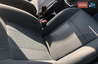 Хэтчбек Ford Fiesta 2009 в Новоднестровске