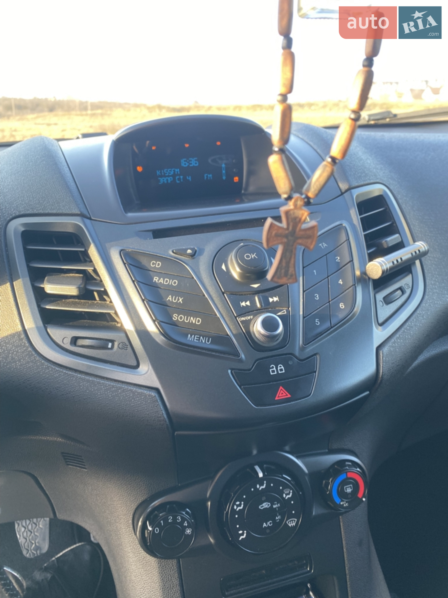 2013 Ford Fiesta - мініатюра 5