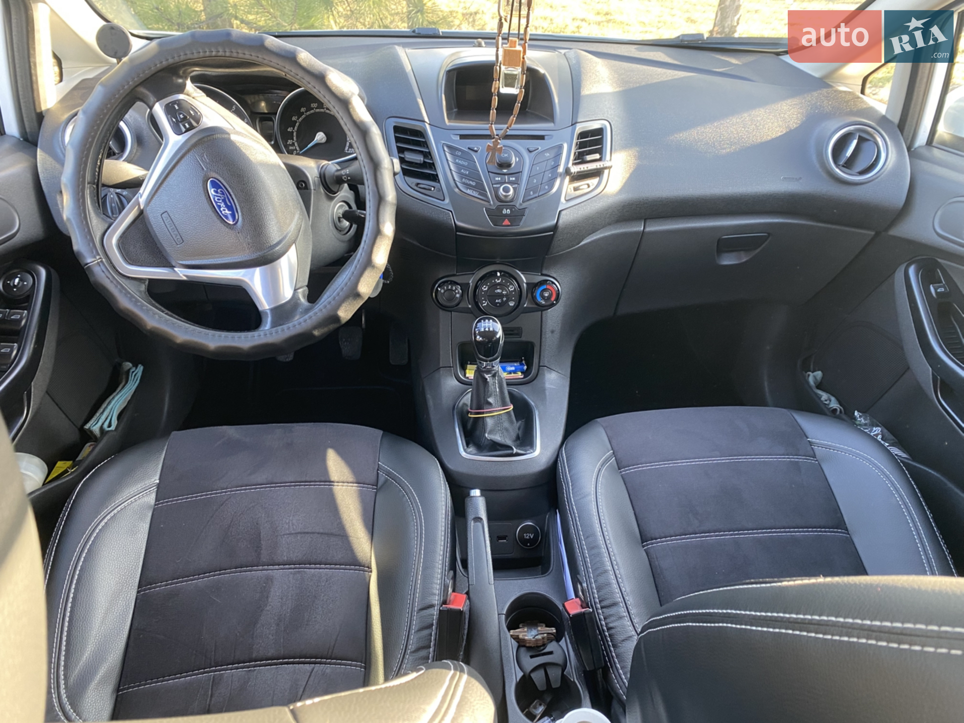 2013 Ford Fiesta - мініатюра 21