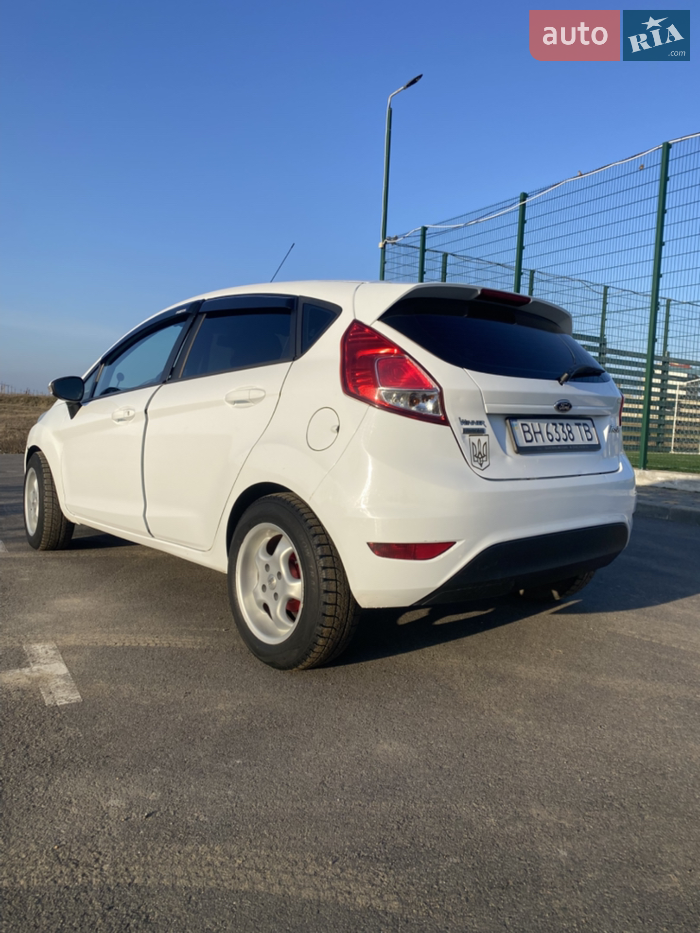2013 Ford Fiesta - мініатюра 10