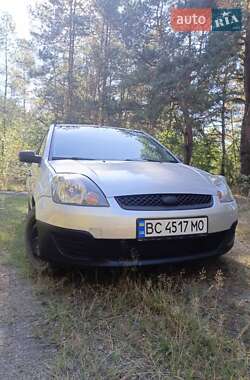 Хэтчбек Ford Fiesta 2006 в Шептицькому