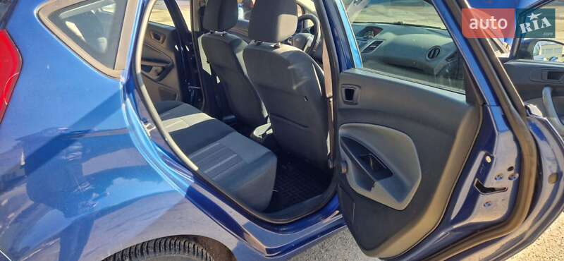 Хетчбек Ford Fiesta 2009 в Львові