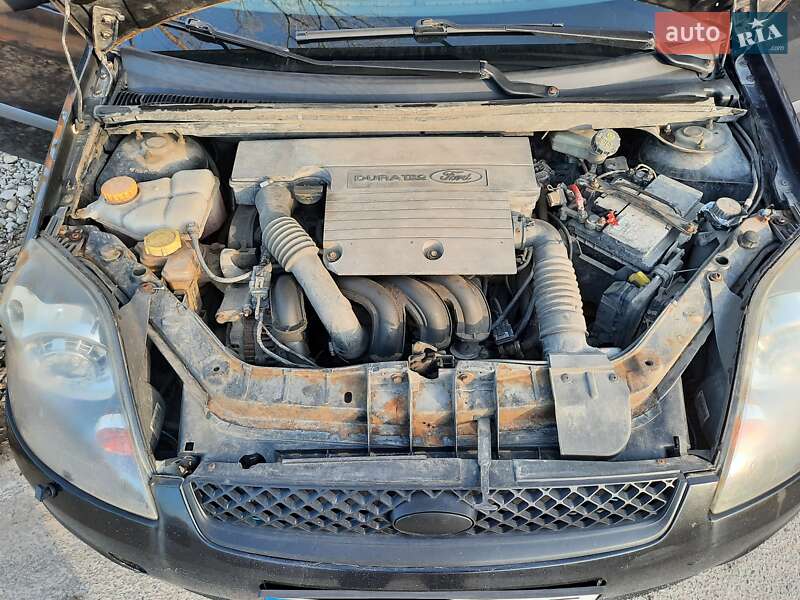 Хетчбек Ford Fiesta 2008 в Дніпрі