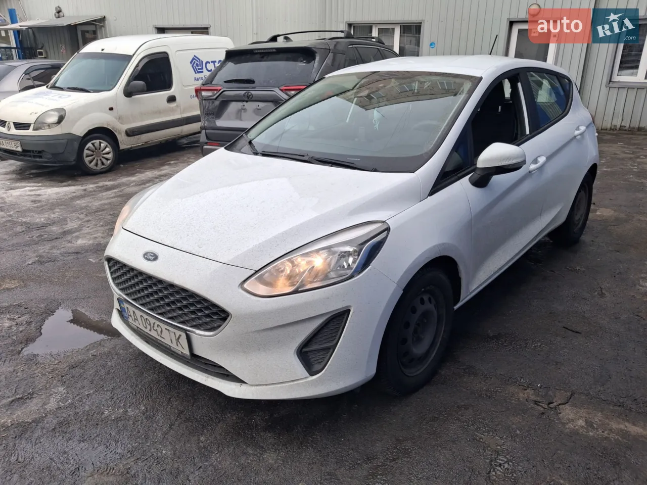 2019 Ford Fiesta - мініатюра 18