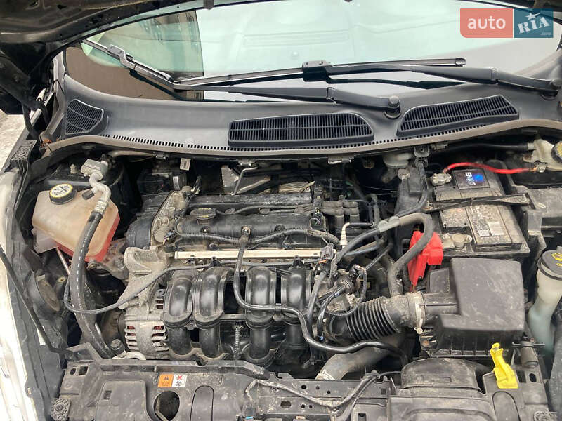 Седан Ford Fiesta 2018 в Києві