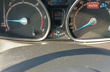 Хэтчбек Ford Fiesta 2013 в Ровно