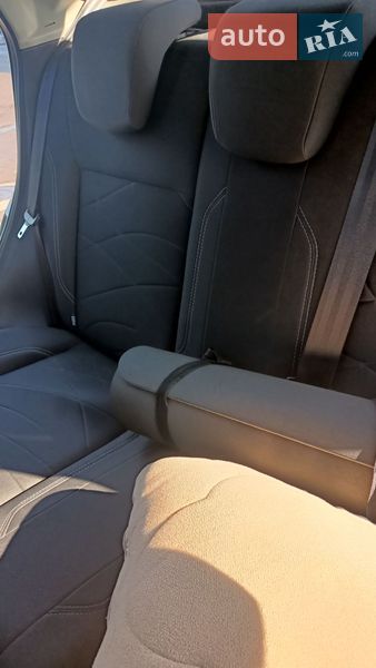 Хэтчбек Ford Fiesta 2013 в Ровно