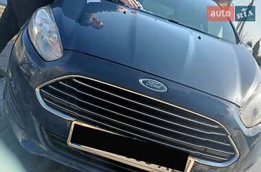 Хэтчбек Ford Fiesta 2013 в Ровно