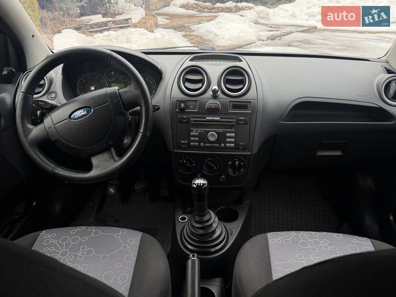 Хетчбек Ford Fiesta 2007 в Прилуках