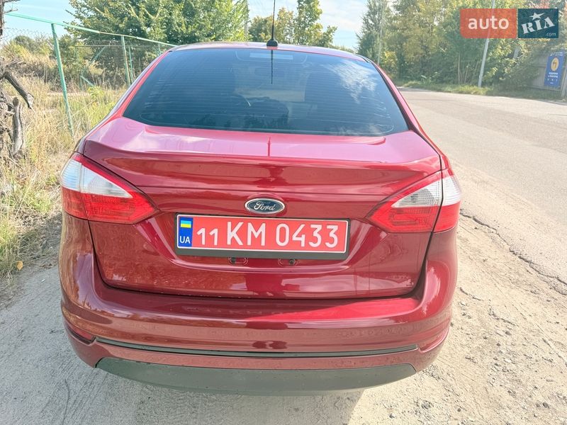 Седан Ford Fiesta 2016 в Києві