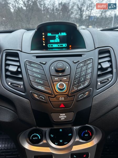 Седан Ford Fiesta 2013 в Броварах