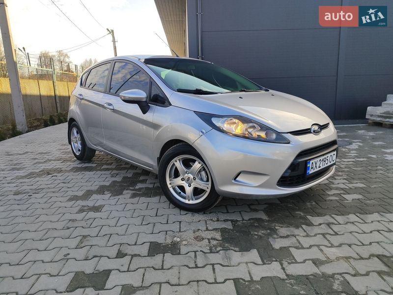 Хетчбек Ford Fiesta 2012 в Шептицькому