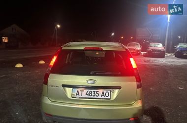 Хэтчбек Ford Fiesta 2004 в Ивано-Франковске