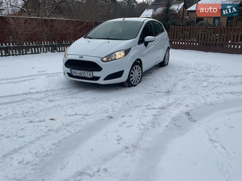 Хетчбек Ford Fiesta 2017 в Броварах
