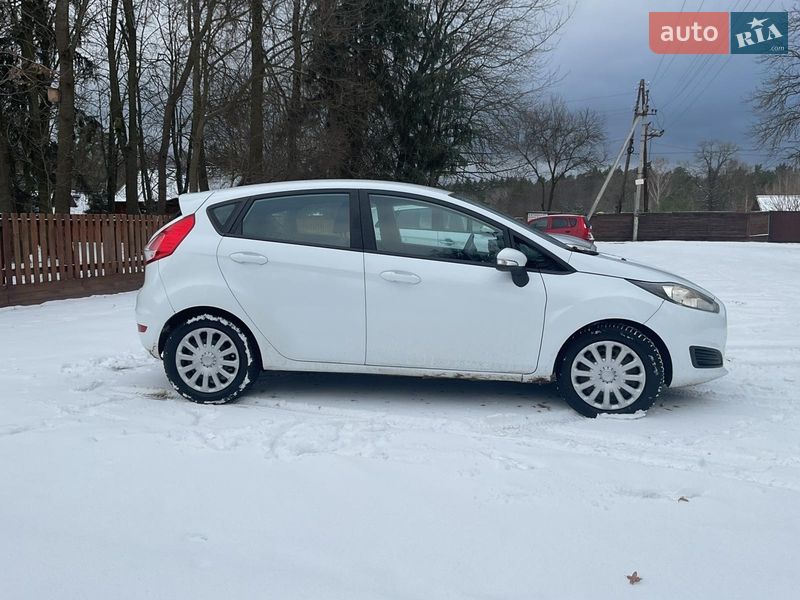 Хетчбек Ford Fiesta 2017 в Броварах