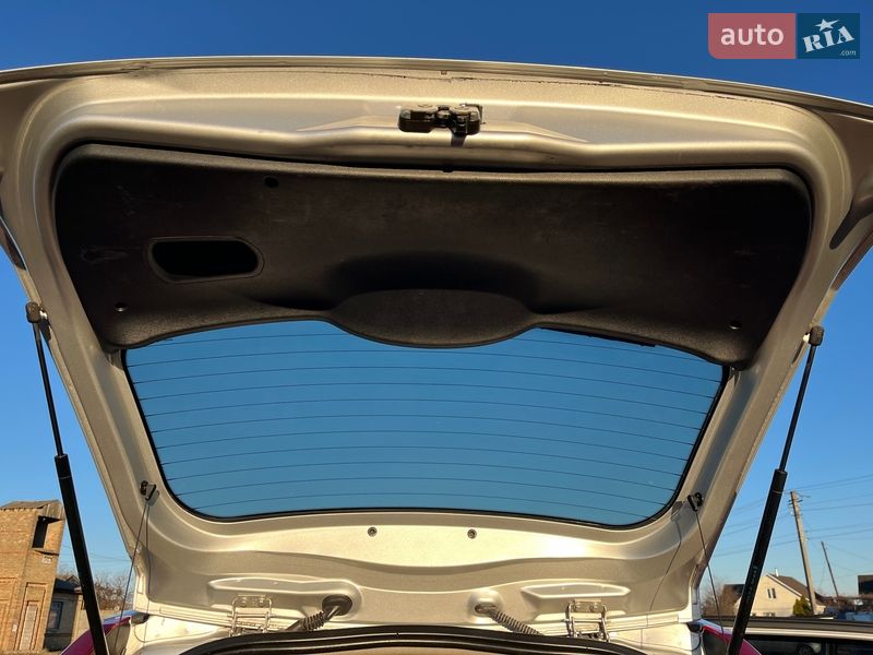 Хэтчбек Ford Fiesta 2008 в Киеве