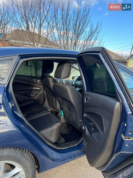 Хэтчбек Ford Fiesta 2015 в Киеве фото 11 Хэтчбек Ford Fiesta 2015 в Киеве