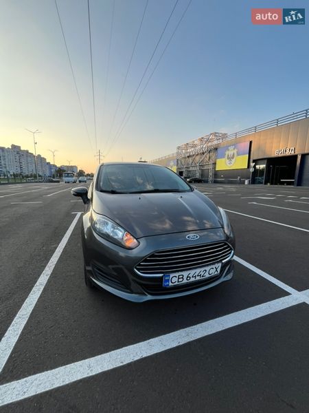 Седан Ford Fiesta 2015 в Чернигове