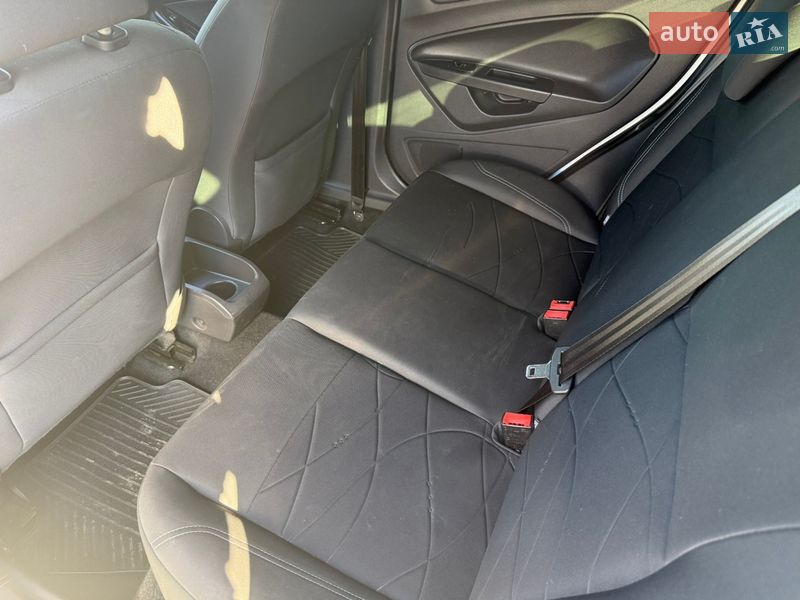 Хэтчбек Ford Fiesta 2017 в Смеле