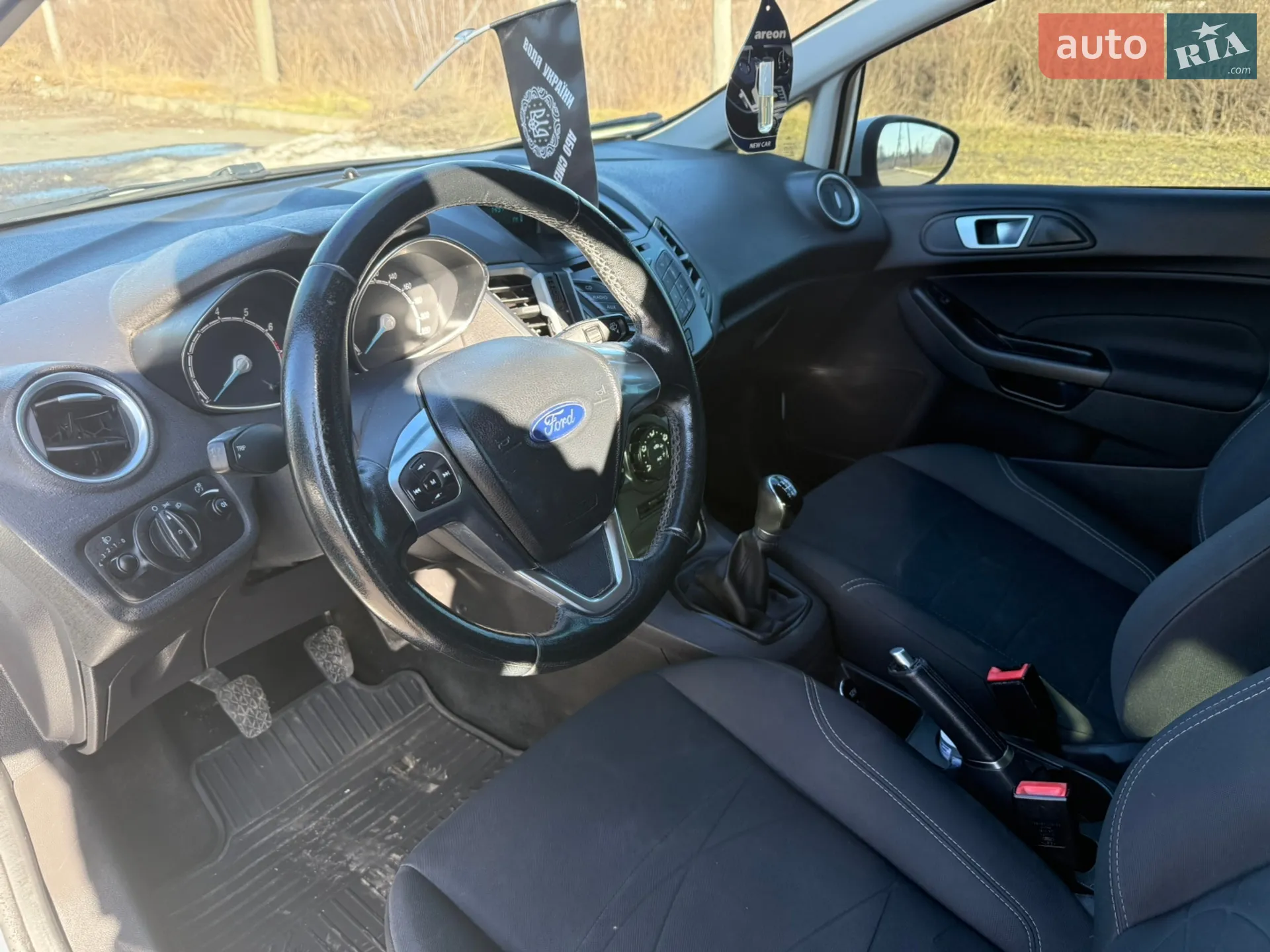 2017 Ford Fiesta - мініатюра 16