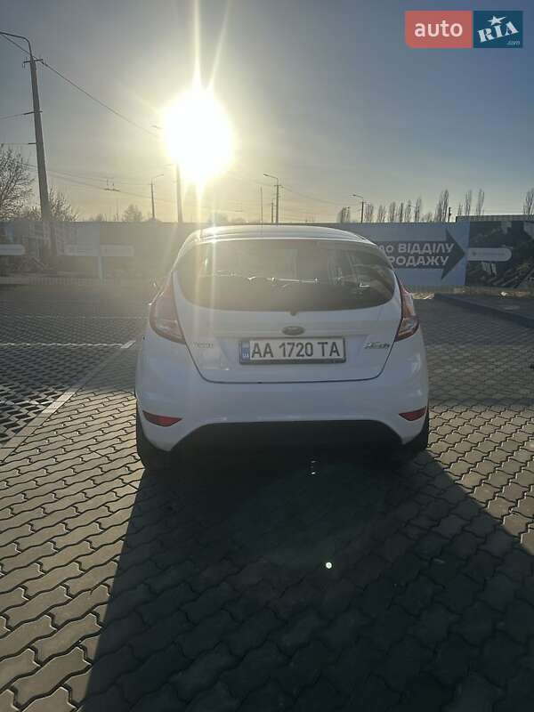 Хэтчбек Ford Fiesta 2017 в Луцке