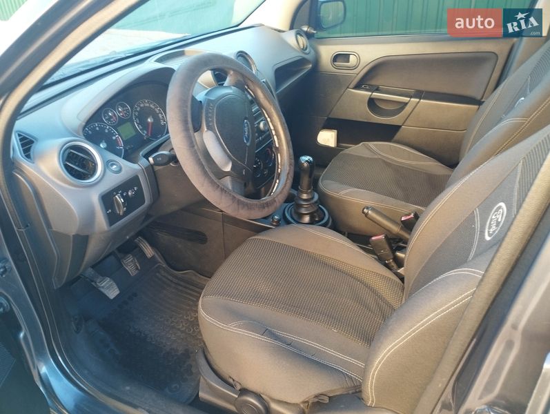 Хетчбек Ford Fiesta 2007 в Києві