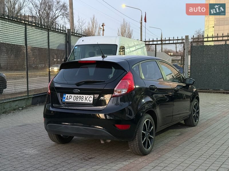 Хэтчбек Ford Fiesta 2017 в Запорожье