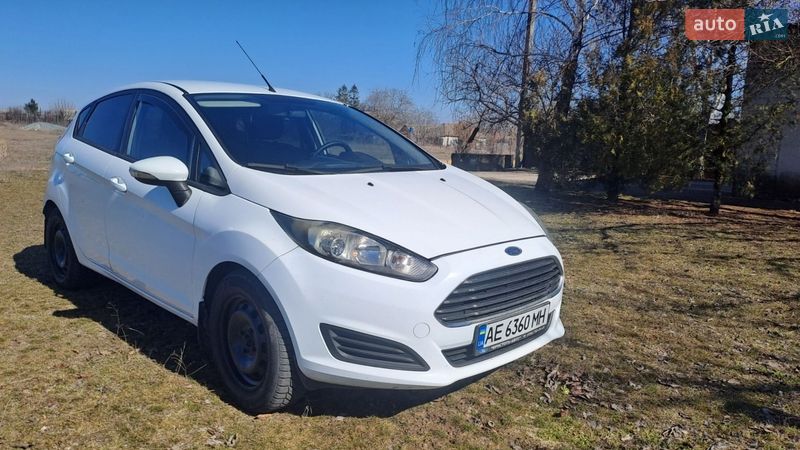 Хетчбек Ford Fiesta 2013 в Нікополі