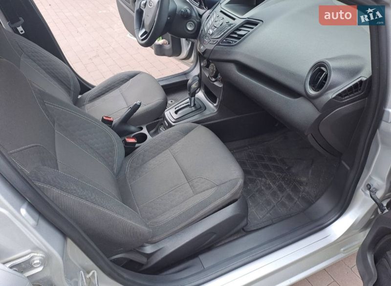 Седан Ford Fiesta 2017 в Києві