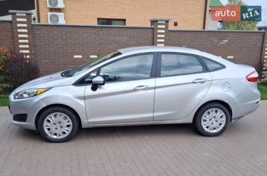 Седан Ford Fiesta 2017 в Киеве