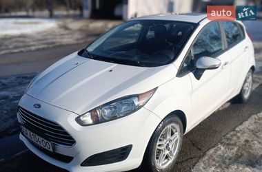 Хэтчбек Ford Fiesta 2017 в Киеве
