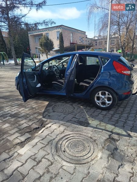 Хэтчбек Ford Fiesta 2009 в Тернополе