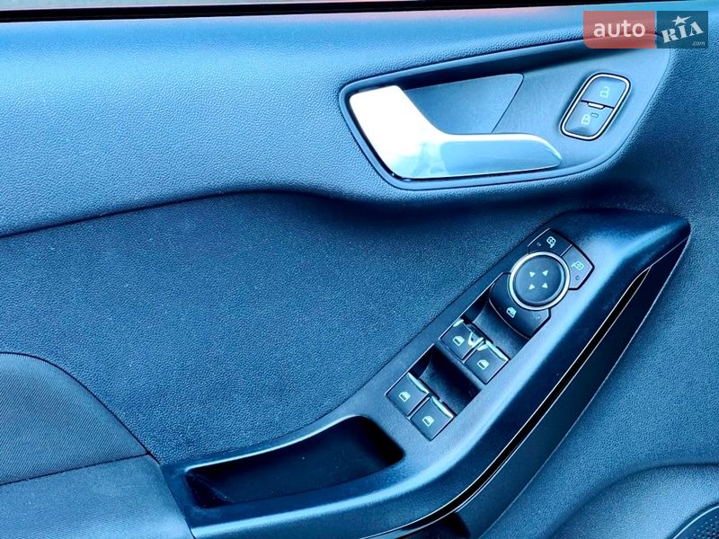 Хэтчбек Ford Fiesta 2018 в Киеве