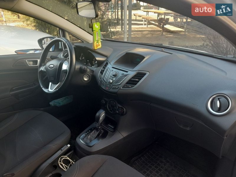 Хэтчбек Ford Fiesta 2013 в Кременчуге