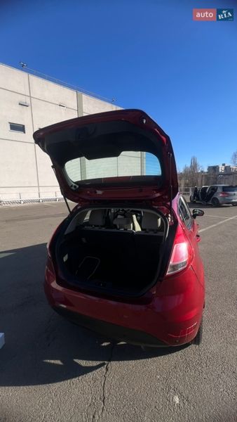 Хетчбек Ford Fiesta 2017 в Києві