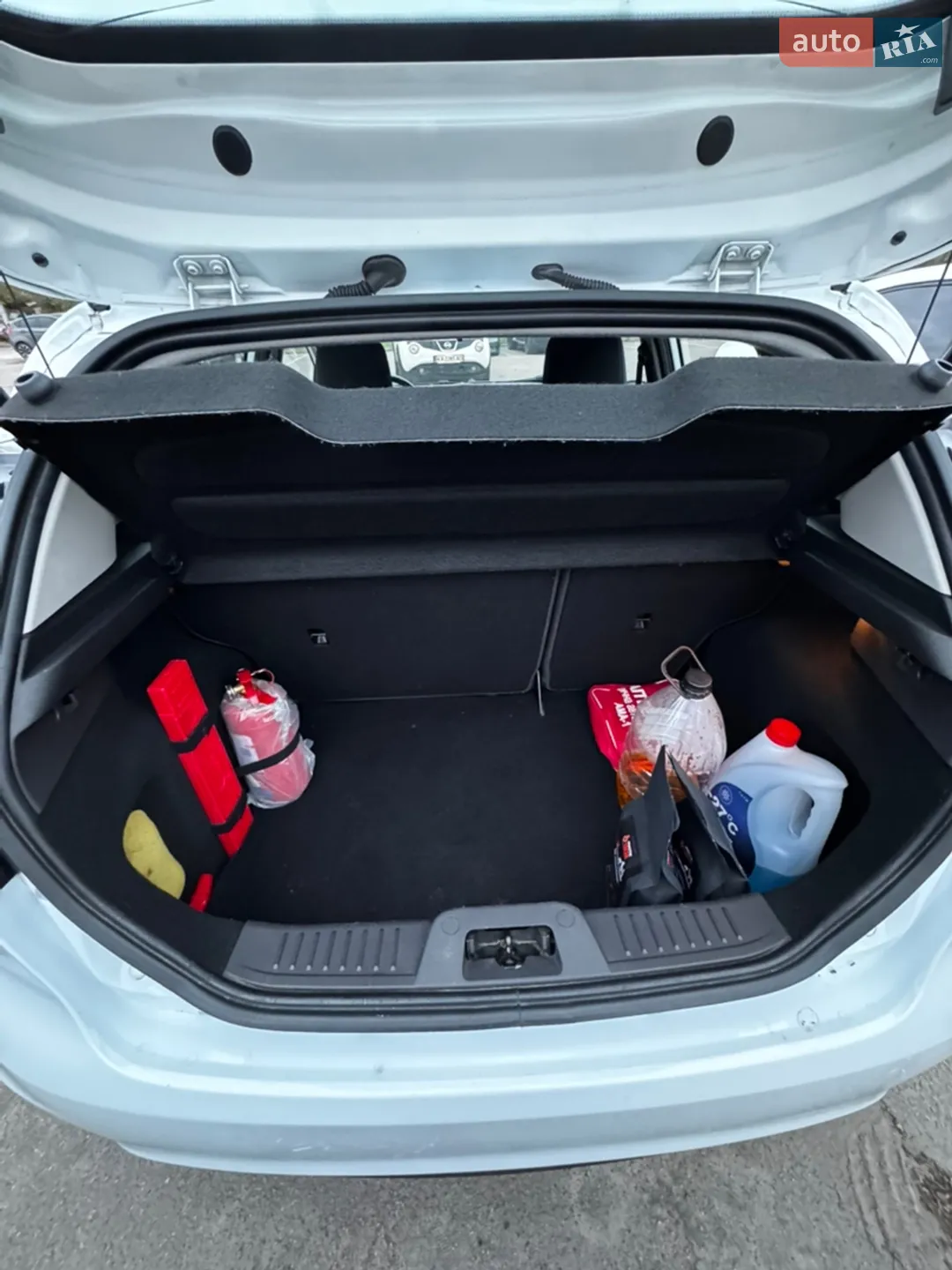 2013 Ford Fiesta - мініатюра 9