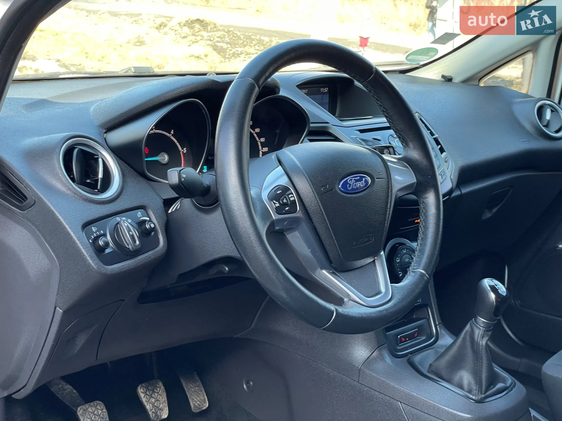 2017 Ford Fiesta - мініатюра 23