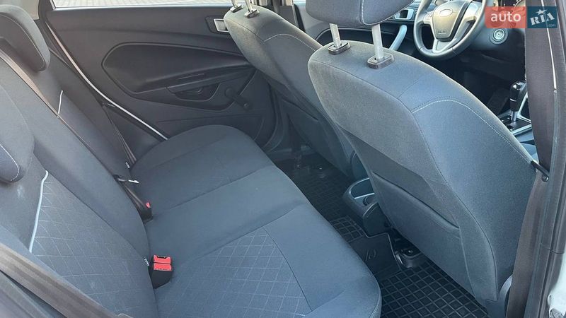 Хэтчбек Ford Fiesta 2011 в Хмельницком