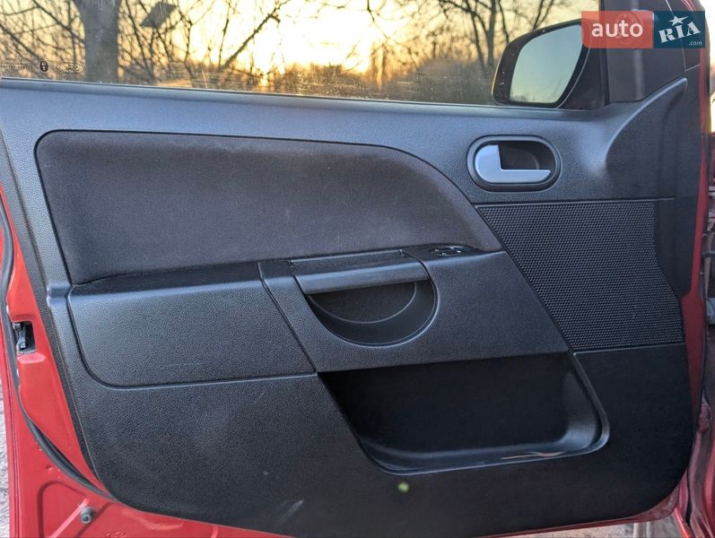 Хетчбек Ford Fiesta 2008 в Калинівці фото 15 Хетчбек Ford Fiesta 2008 в Калинівці