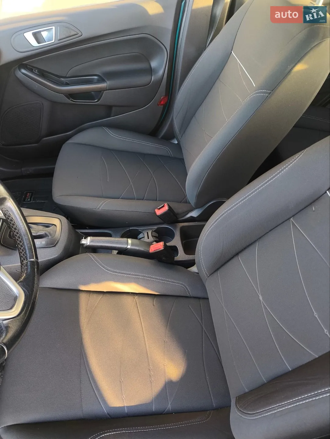 2016 Ford Fiesta - мініатюра 12