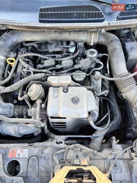 Хетчбек Ford Fiesta 2015 в Красилові