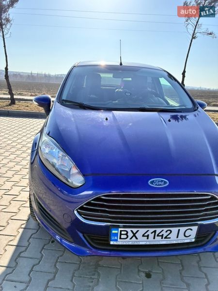 Хетчбек Ford Fiesta 2015 в Красилові