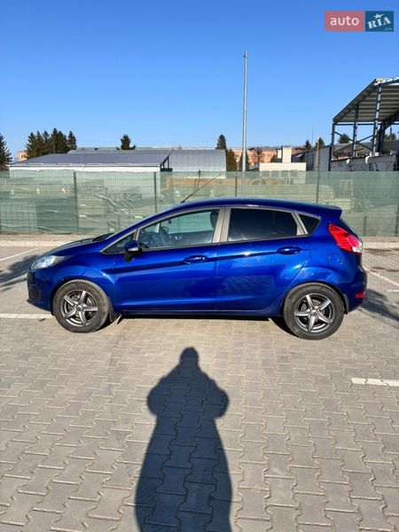 Хетчбек Ford Fiesta 2015 в Красилові