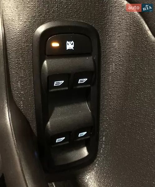 Седан Ford Fiesta 2016 в Киеве