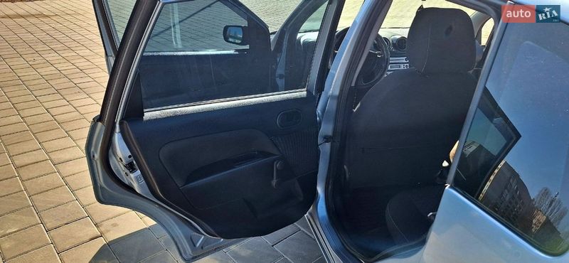 Хэтчбек Ford Fiesta 2005 в Черкассах