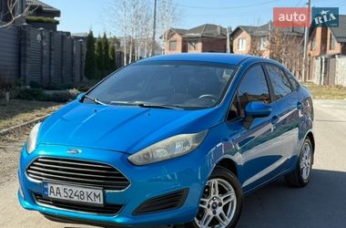 Седан Ford Fiesta 2017 в Киеве