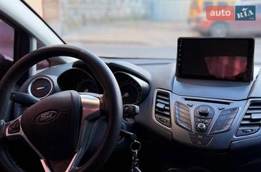 Хэтчбек Ford Fiesta 2013 в Одессе