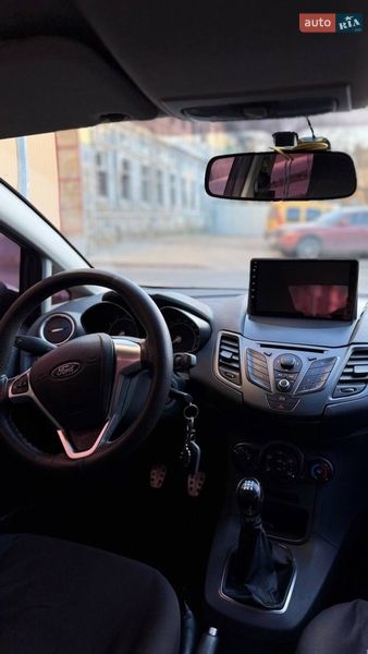 Хэтчбек Ford Fiesta 2013 в Одессе